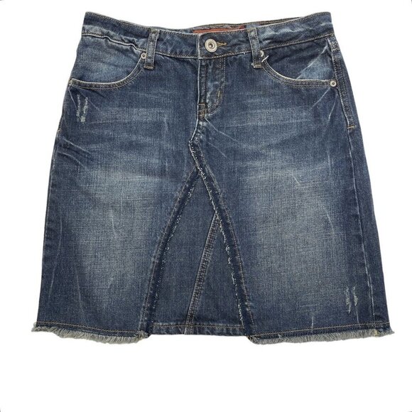 MUDD‎ Distressed Denim Mini Skirt Juniors Size 5 Medium Wash Raw Hem y2k 2000s - Picture 1 of 13